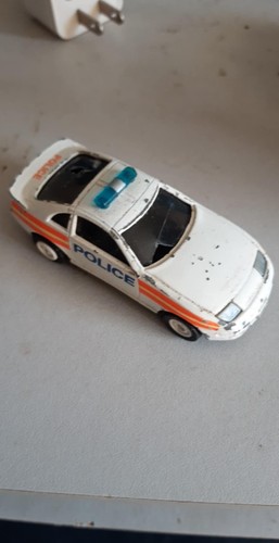 Tomica world cars x2 - world,