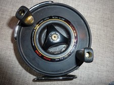 Daiwa 275B Fishing Reel. In