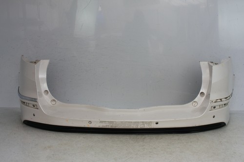 Ford mondeo estate - rear, bumper