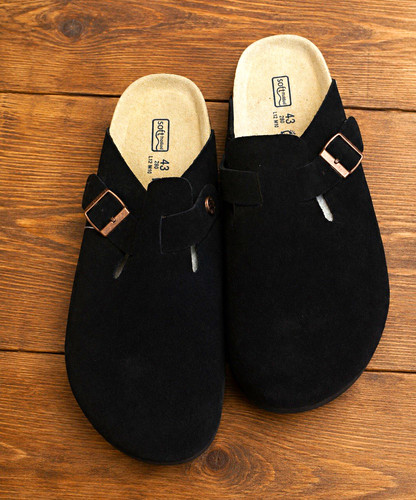Birkenstock black slippers