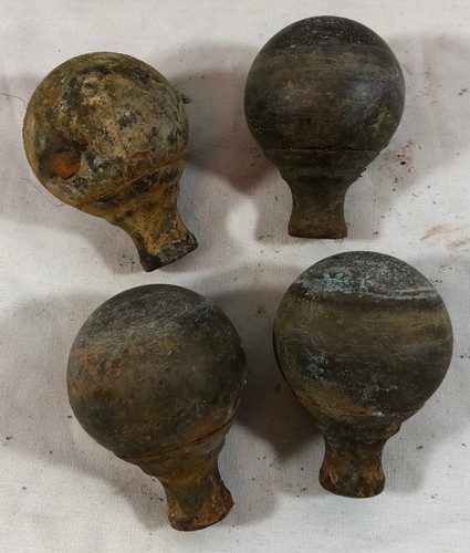 Antique brass spherical ball - brass,