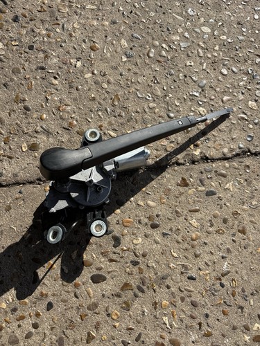 Polo rear wiper motor - 6r, +