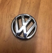 Genuine VW Front Grill Badge 3B0 853 601A / 3B0 853 601 Golf Mk 4, Passat Mk 5