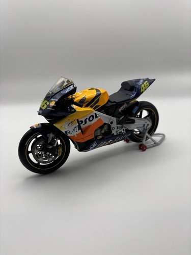 Rossi minichamps 2002 - rossi,