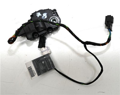 A1669060008 heater flap motor - ,
