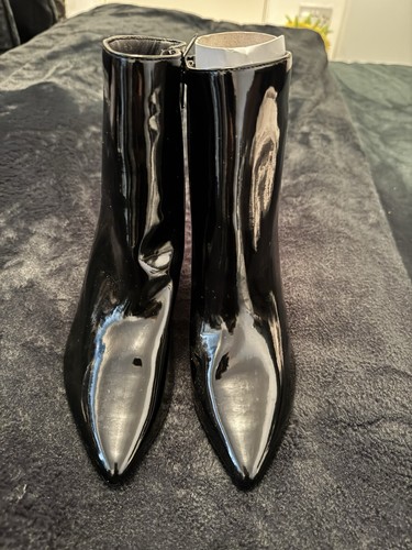 Black patent high - high, heel