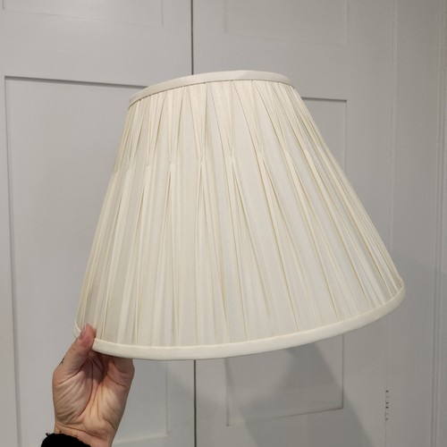 Vintage laura ashley - vintage, cream