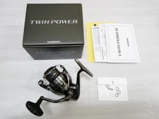 Shimano 24 TWIN POWER C3000MHG