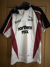 KOOGA RUGBY NEWCASTLE FALCONS 2006/2007 SHIRT JERSEY Sz M