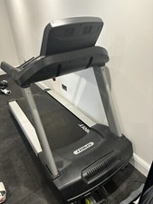 SPIRIT FITNESS CT850 TREADMILL WITH TFT CONSOLE