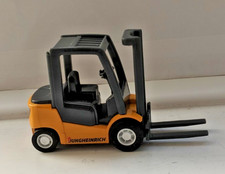 Plastic Jungheinrich Forklift