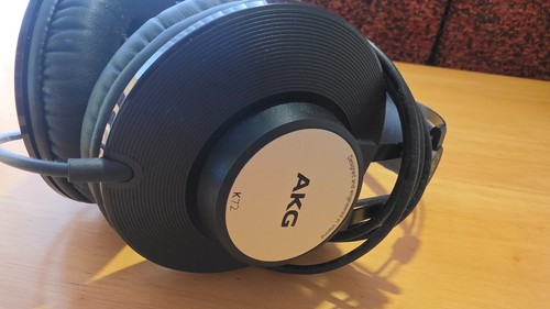 Akg k72 wired over - wired, studio