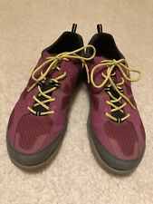 Dark pink Ecco women’s trainers size 5.5-6