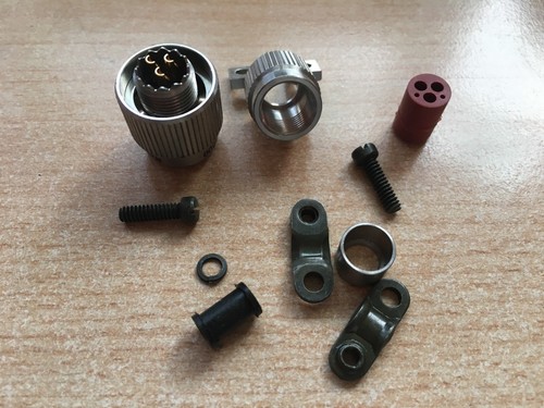 Amphenol 62gbss 16f08 33pn - -,