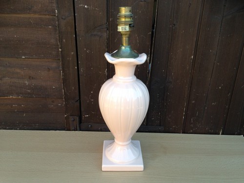 Table lamp coral pink needs - *,