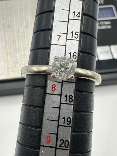 The leo diamond carat - diamond,