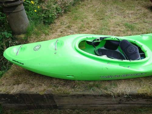 Wavesport habitat kayak - ww,