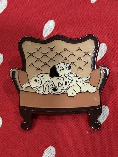 Disney loungefly pet chair - disney,