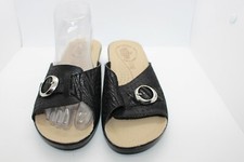 LADIES SHOES/FOOTWEAR -