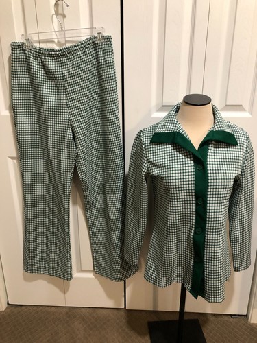 Vintage 1950 chapter - vintage, two