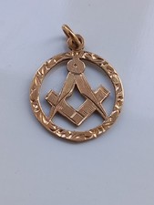 1897 Hallmarked 9ct Gold Square & Compass Masonic Charm Pendant by W.J. Pellow