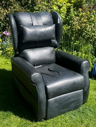 Black rise and recline - black, chair
