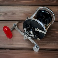 Vintage Penn 200 Surfmaster