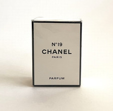 CHANEL No 19 Parfum T.P.M