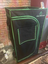 Grow Tent High End 2ftx2ftx4ft Used Once Just Needs LittleClean Tab Off Zip Brok