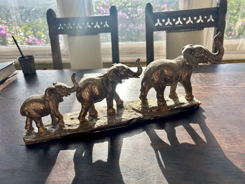 Mindy brownes elephant family - elephant,