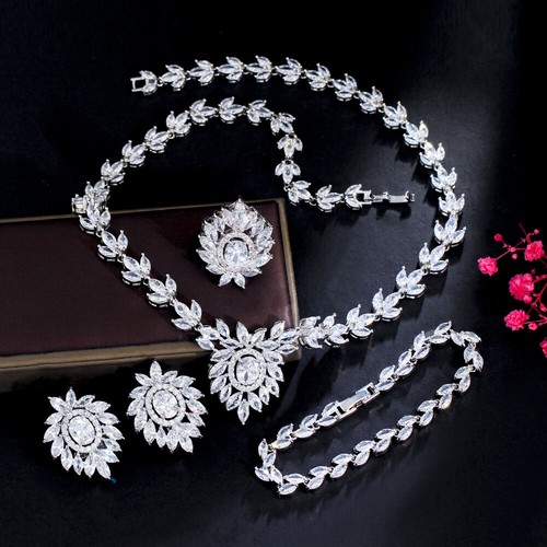 White gold plated leaf - gold,