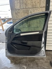 Vauxhall Astra 2007 Drivers Side Door In Grey.