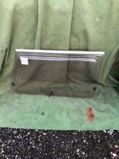 CARAVAN/MOTORHOME CLASSIC   CASTLETON     RIGHT  SIDE   WINDOW 