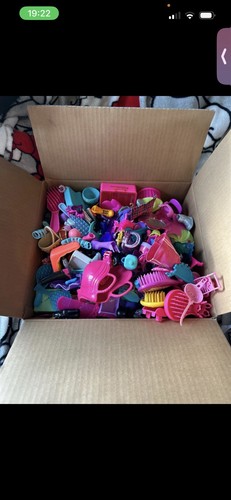 Barbie large bundle dolls - bundle,