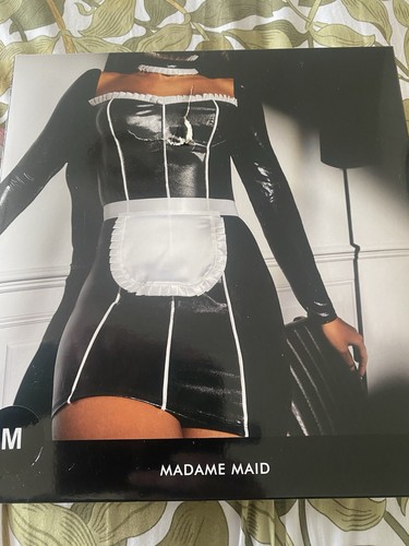 Ann summers madame - summers,