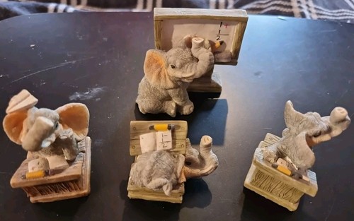 Elephants game animals - elephants,