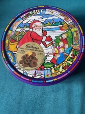 Vintage festive Cadbury’s chocolate biscuit tin 1990