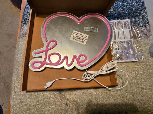 Pink love heart mirror - heart, usb