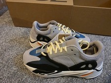 B75571 adidas Yeezy Boost 700