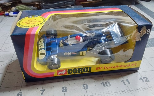 Corgi toys boxed 158 - corgi, elf