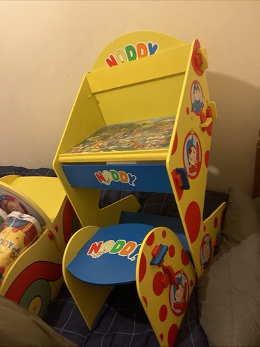 Noddy desk chair - desk, box