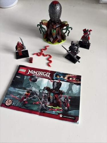 Complete ninjago lego set - complete,