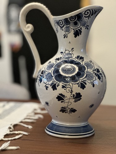 Hand painted delft blue - hand-painted,