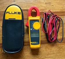 Fluke 323 True RMS Clamp Meter (barely used)