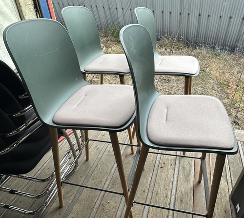 Steelcase cavatina bar stools - cavatina,