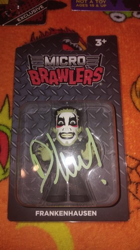 Danhausen micro brawler signed - micro,