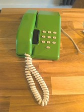 Vintage BT Viscount Green 9501 Telephone - 1980s Classic Retro 10 Buttons Phone