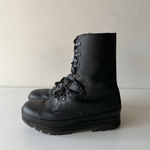 Aku swiss army combat military - combat,