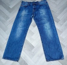 GEN  MEN'S  HUGO BOSS  JEANS  38/32  LEG  * / BLUE/