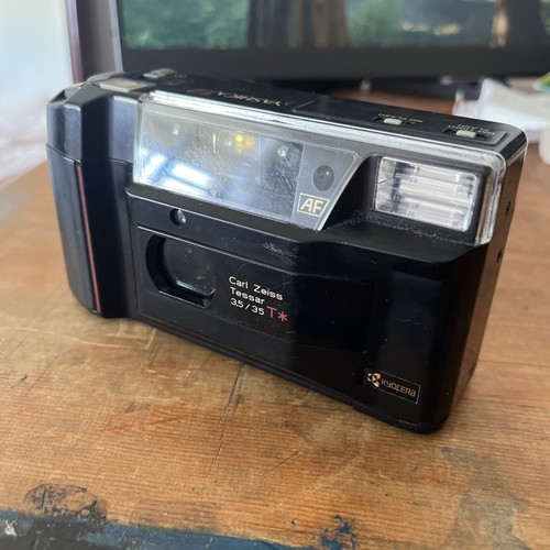Yashica compact film camera - t2,